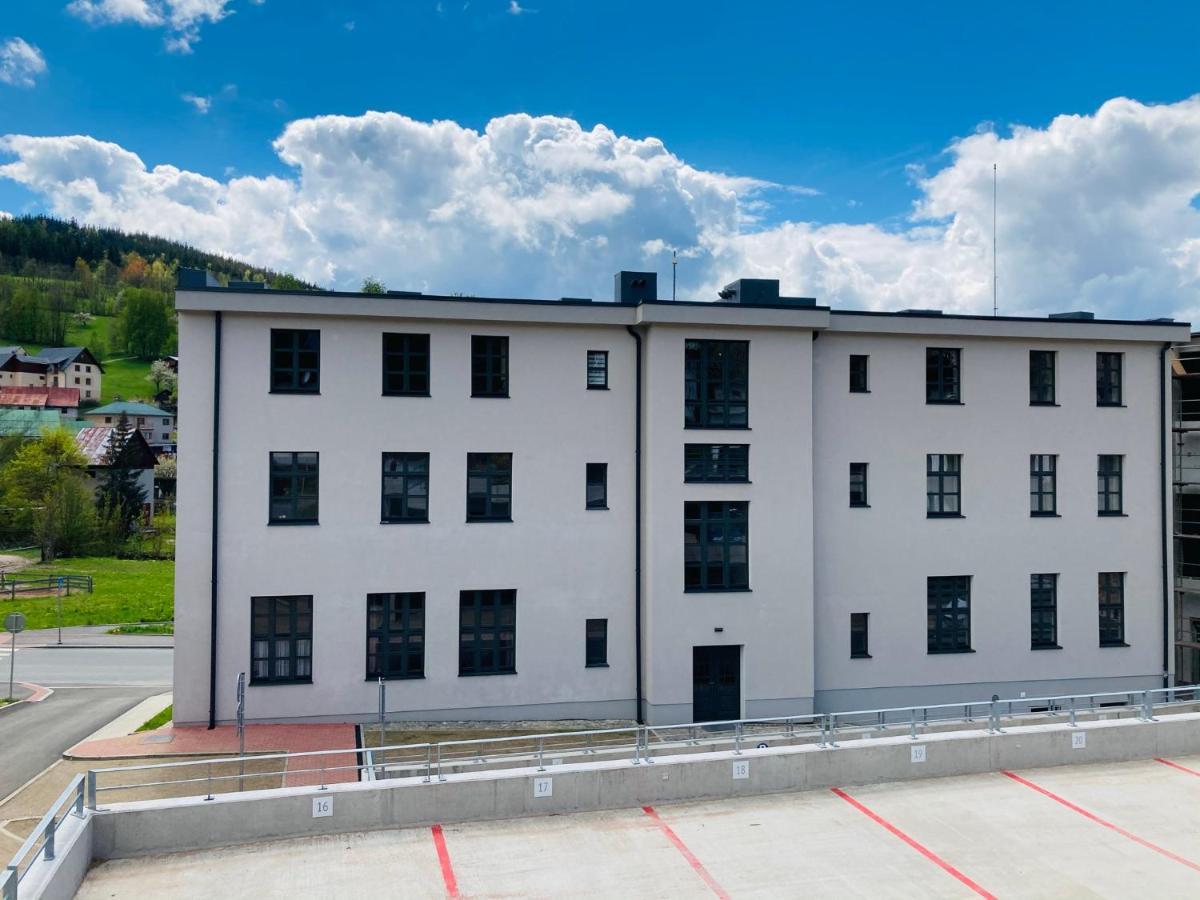 Residence Kotel Rokytnice nad Jizerou Bagian luar foto